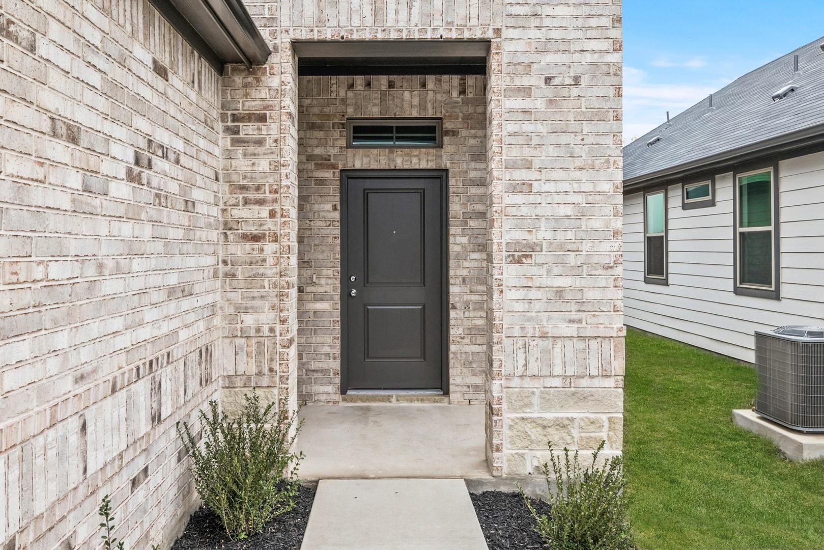 127 Tolo Dr, Elgin, TX 78621