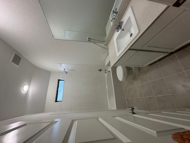 127 Tolo Dr, Elgin, TX 78621