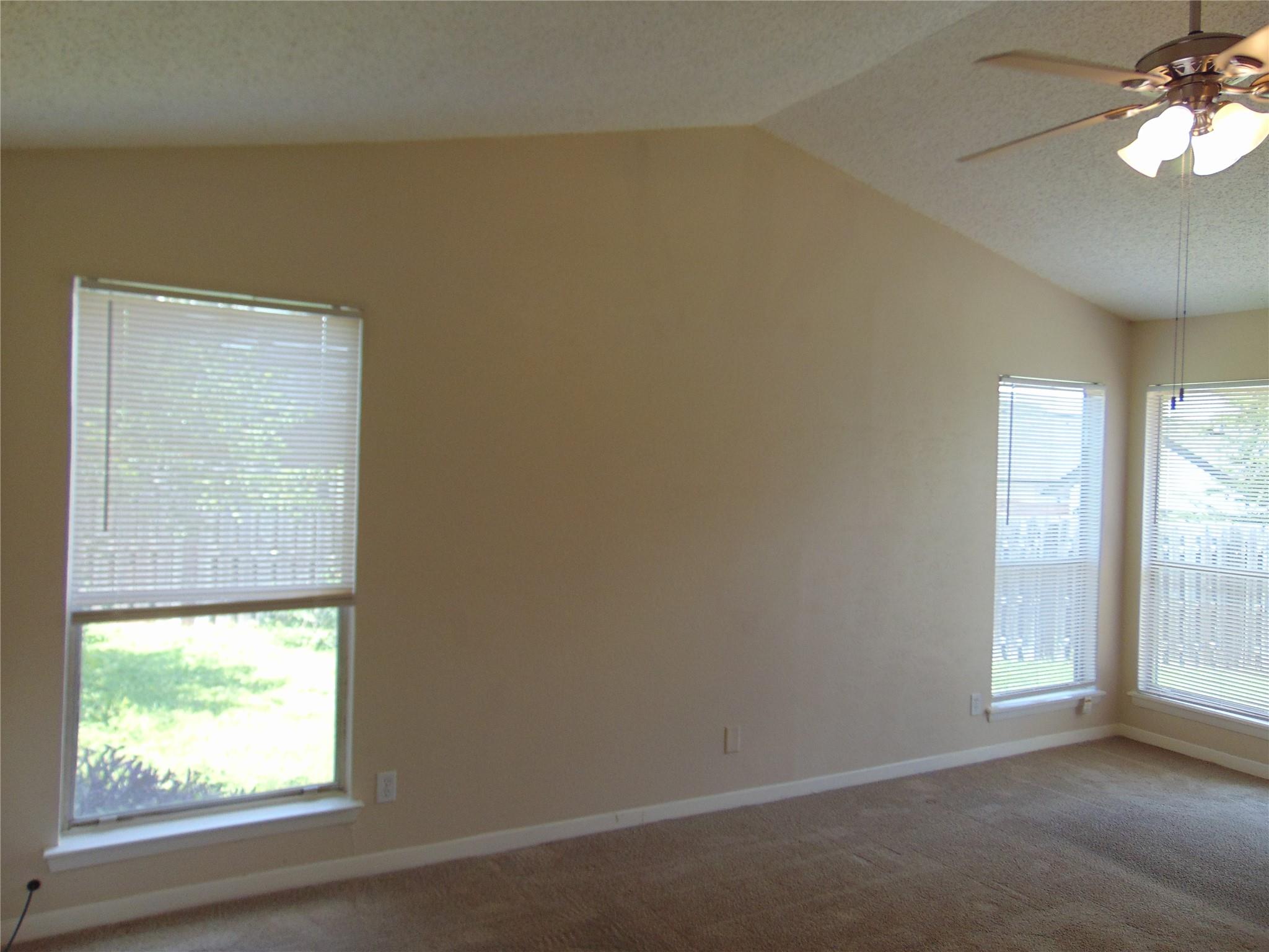 217 Stowaway Cv # B, Lakeway, TX 78734