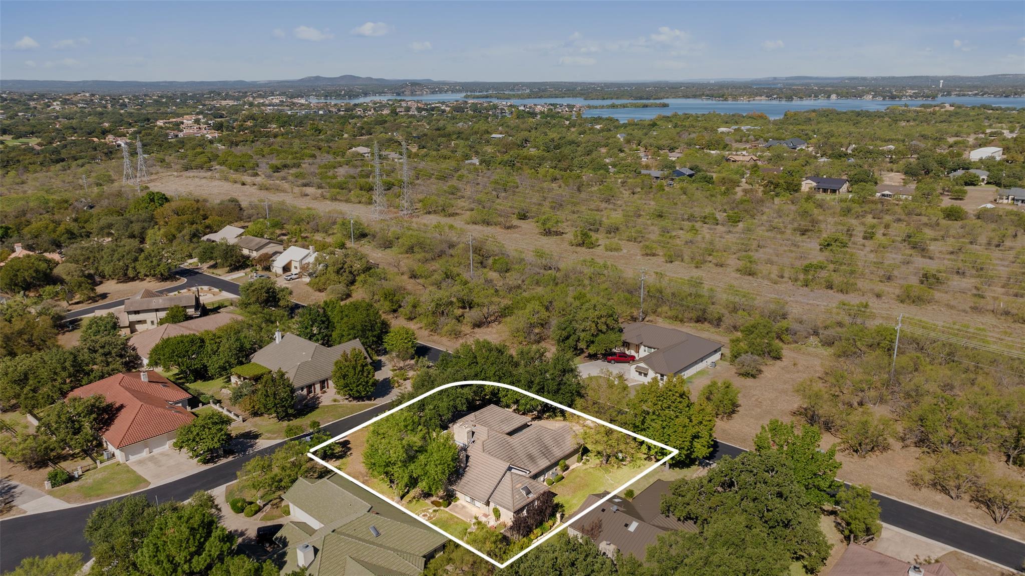 1322 Hi Cir N, Horseshoe Bay, TX 78657