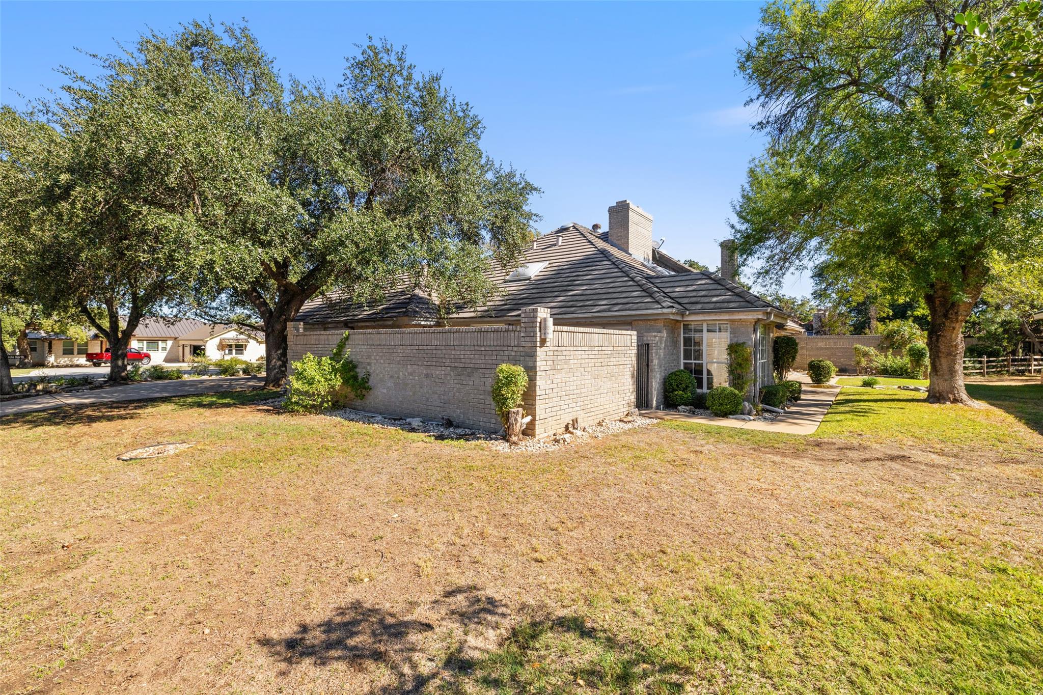 1322 Hi Cir N, Horseshoe Bay, TX 78657