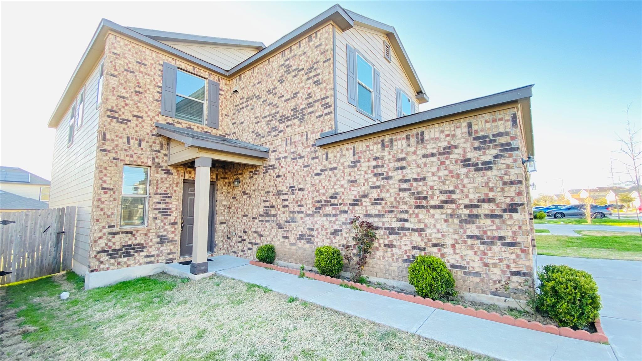 607 Screech Owl Dr, Pflugerville, TX 78660