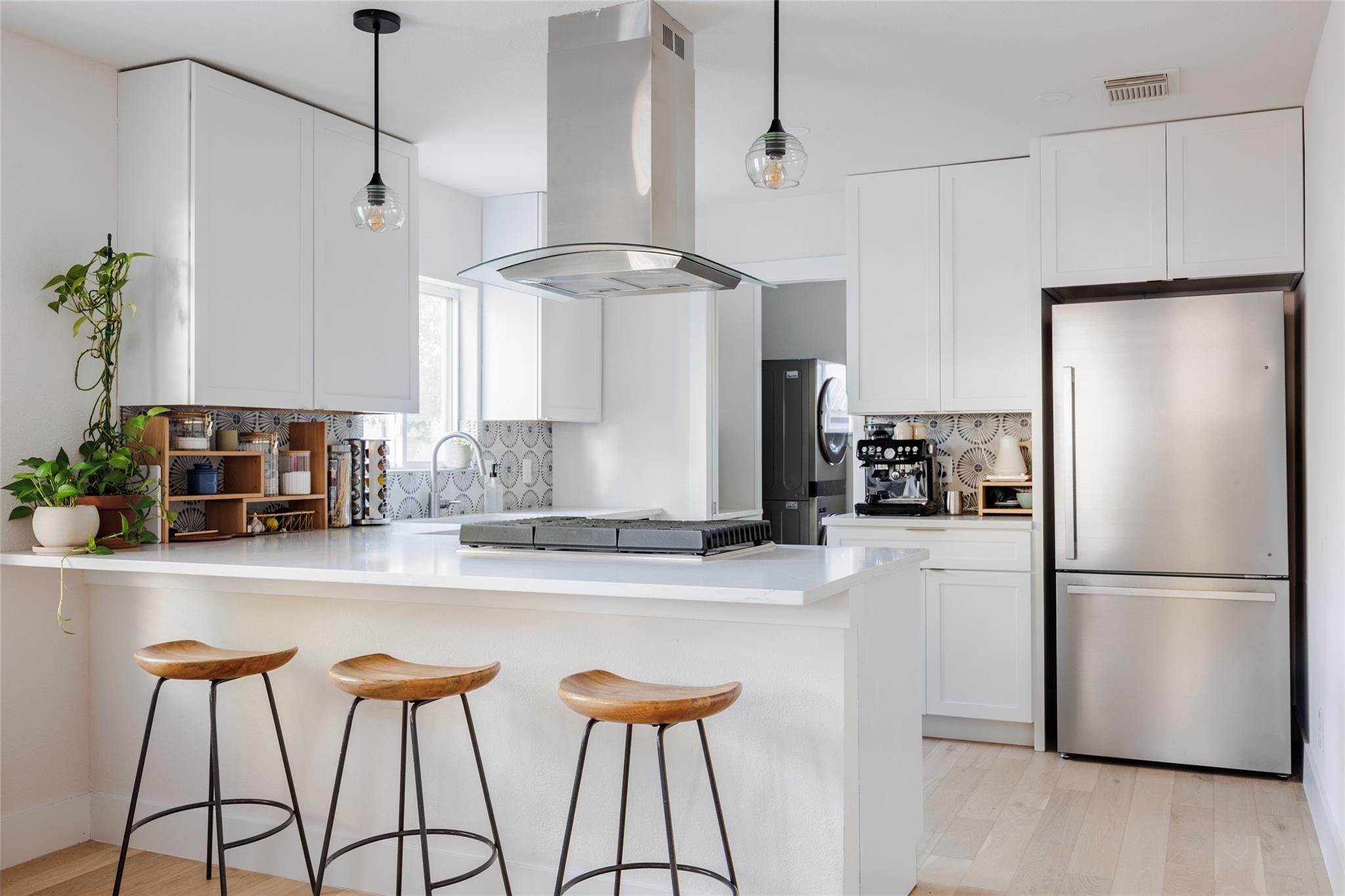 827 Gullett St, Austin, TX 78702