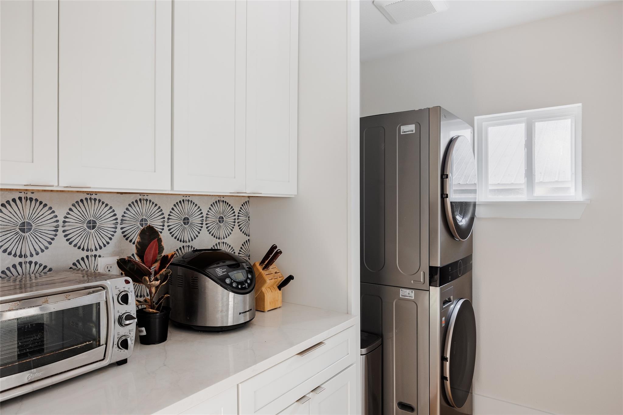 827 Gullett St, Austin, TX 78702