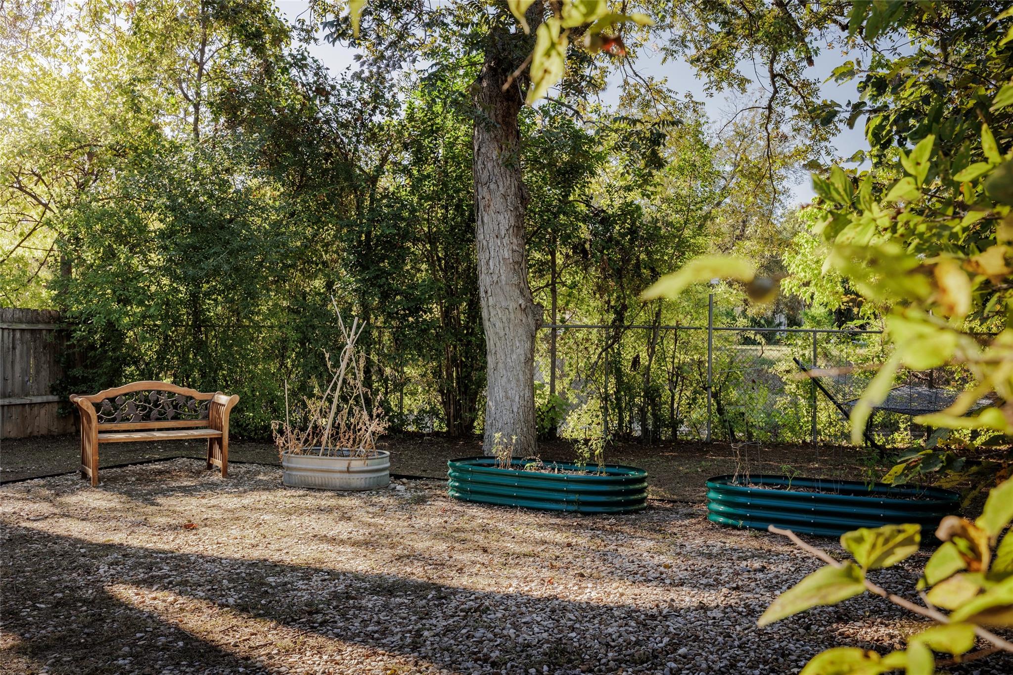 827 Gullett St, Austin, TX 78702