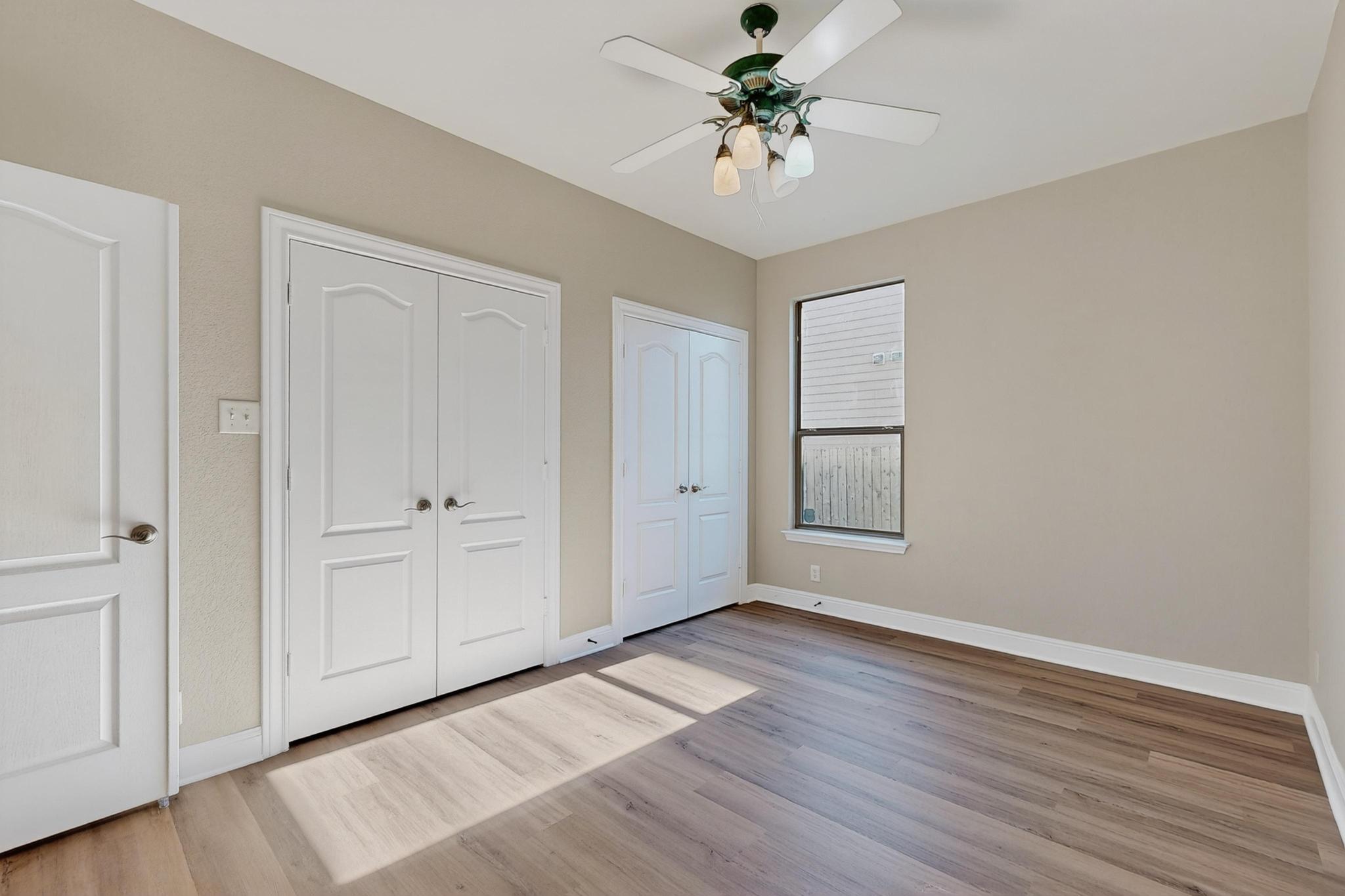 221 Sunnyside Dr, Kyle, TX 78640