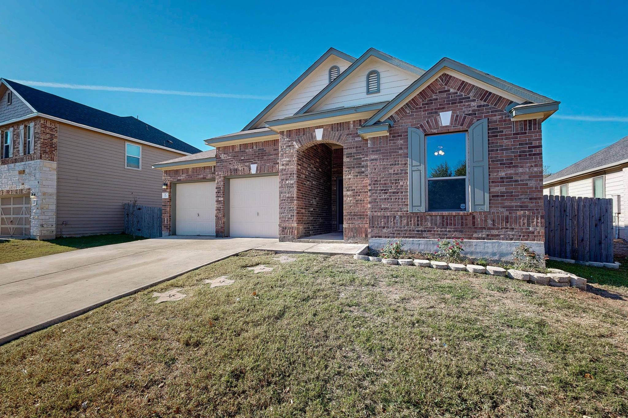 221 Sunnyside Dr, Kyle, TX 78640