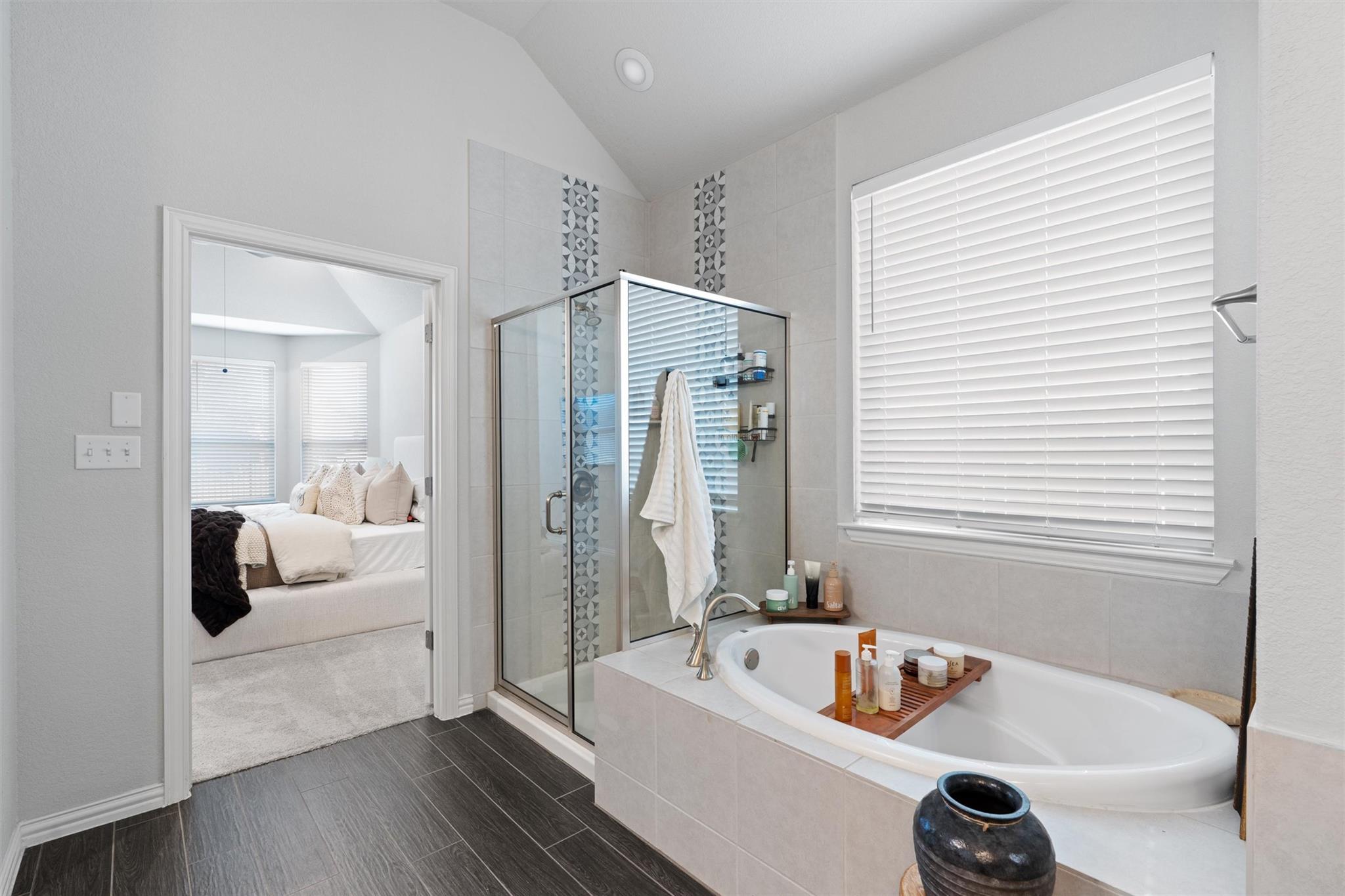 12804 Mission River Dr, Manchaca, TX 78652