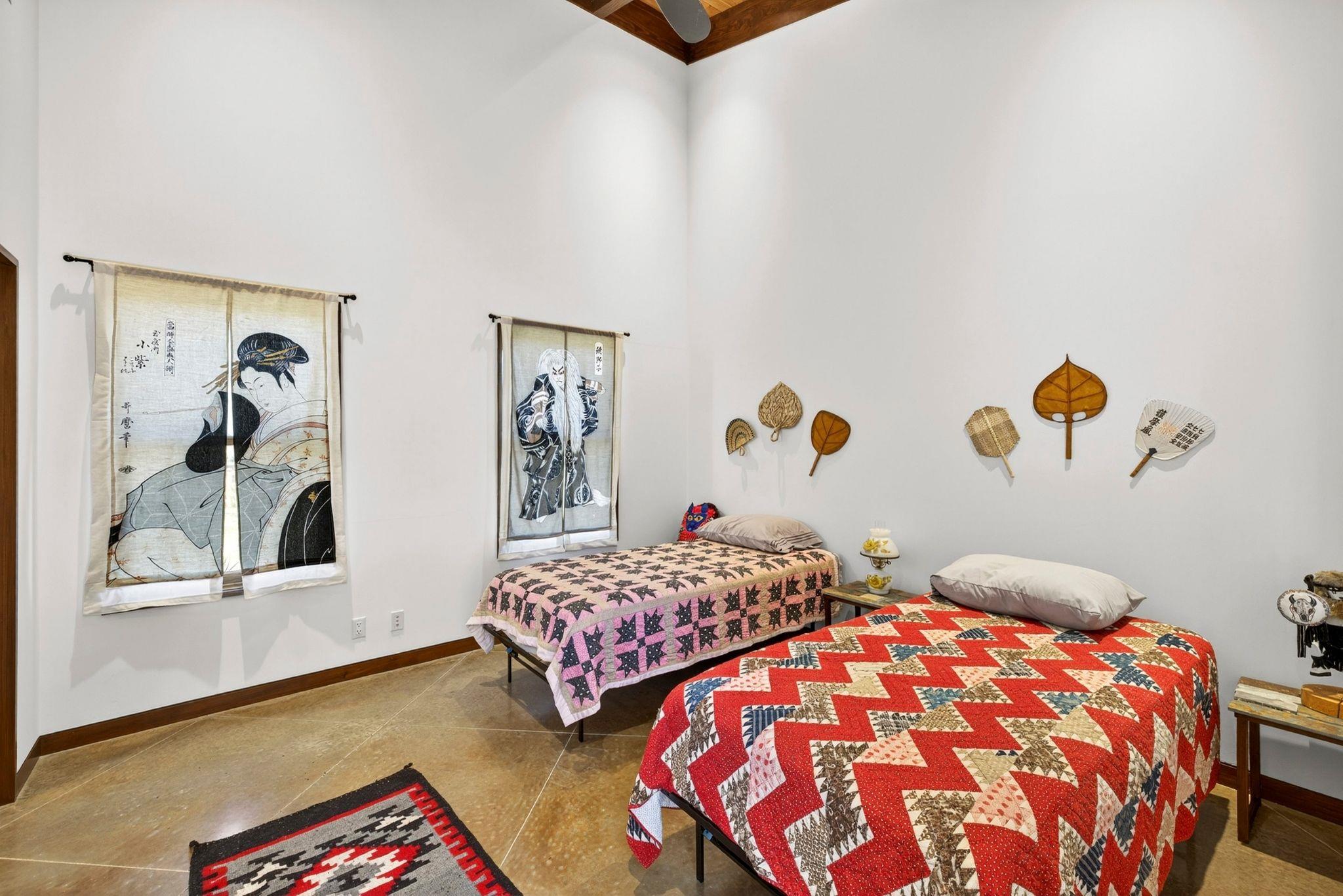 353 Agarita Way, Johnson City, TX 78636