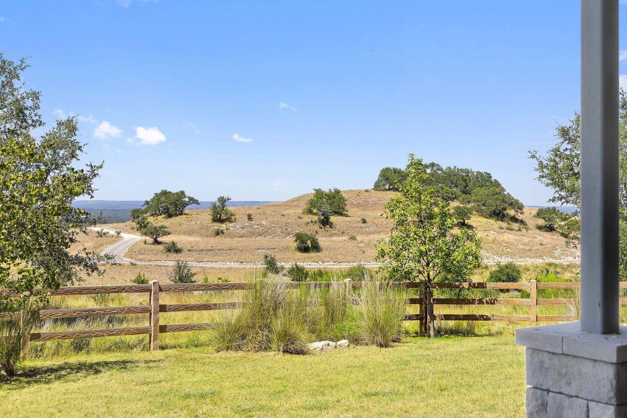 353 Agarita Way, Johnson City, TX 78636