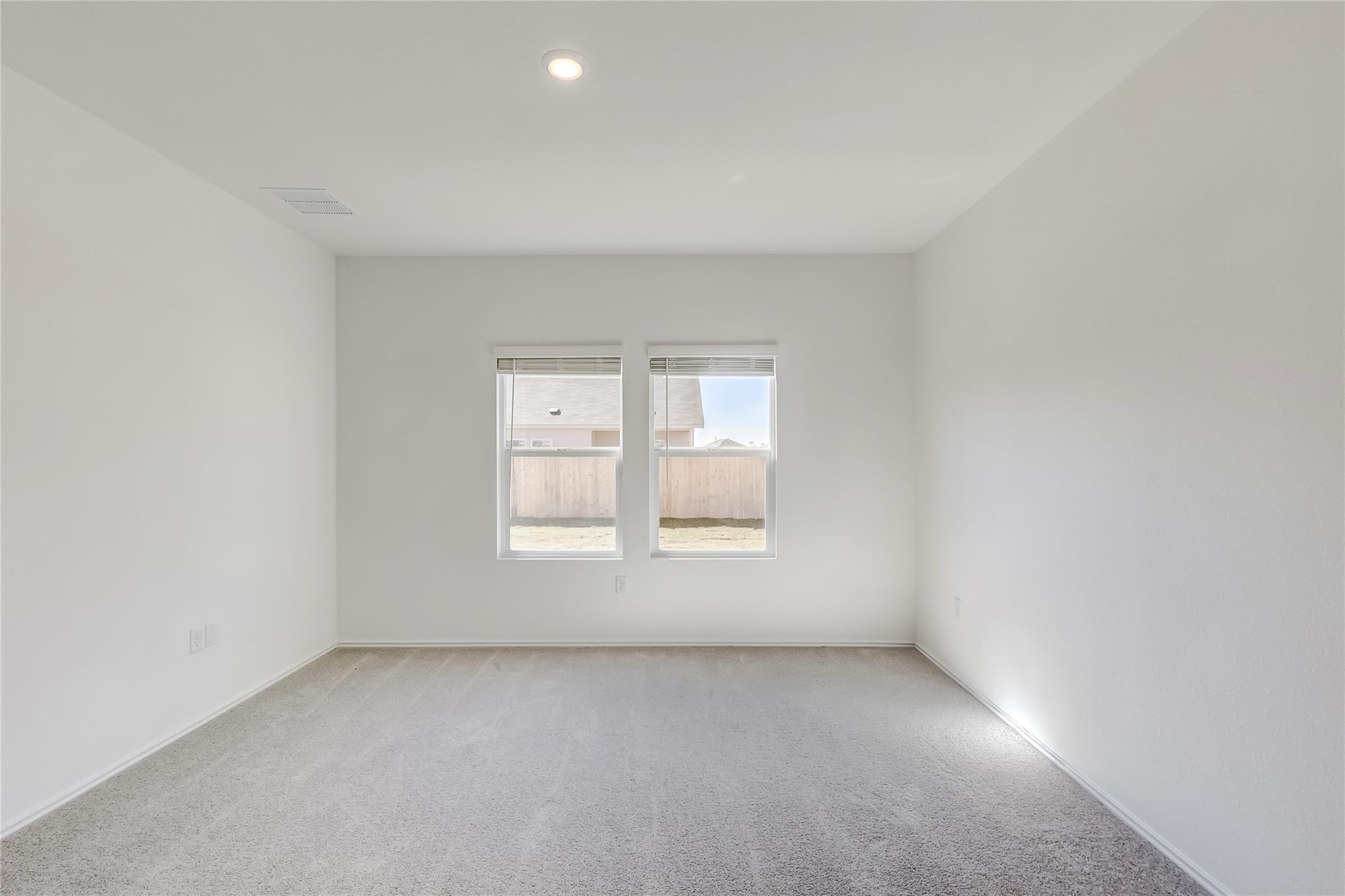 102 Miglia St, Hutto, TX 78634