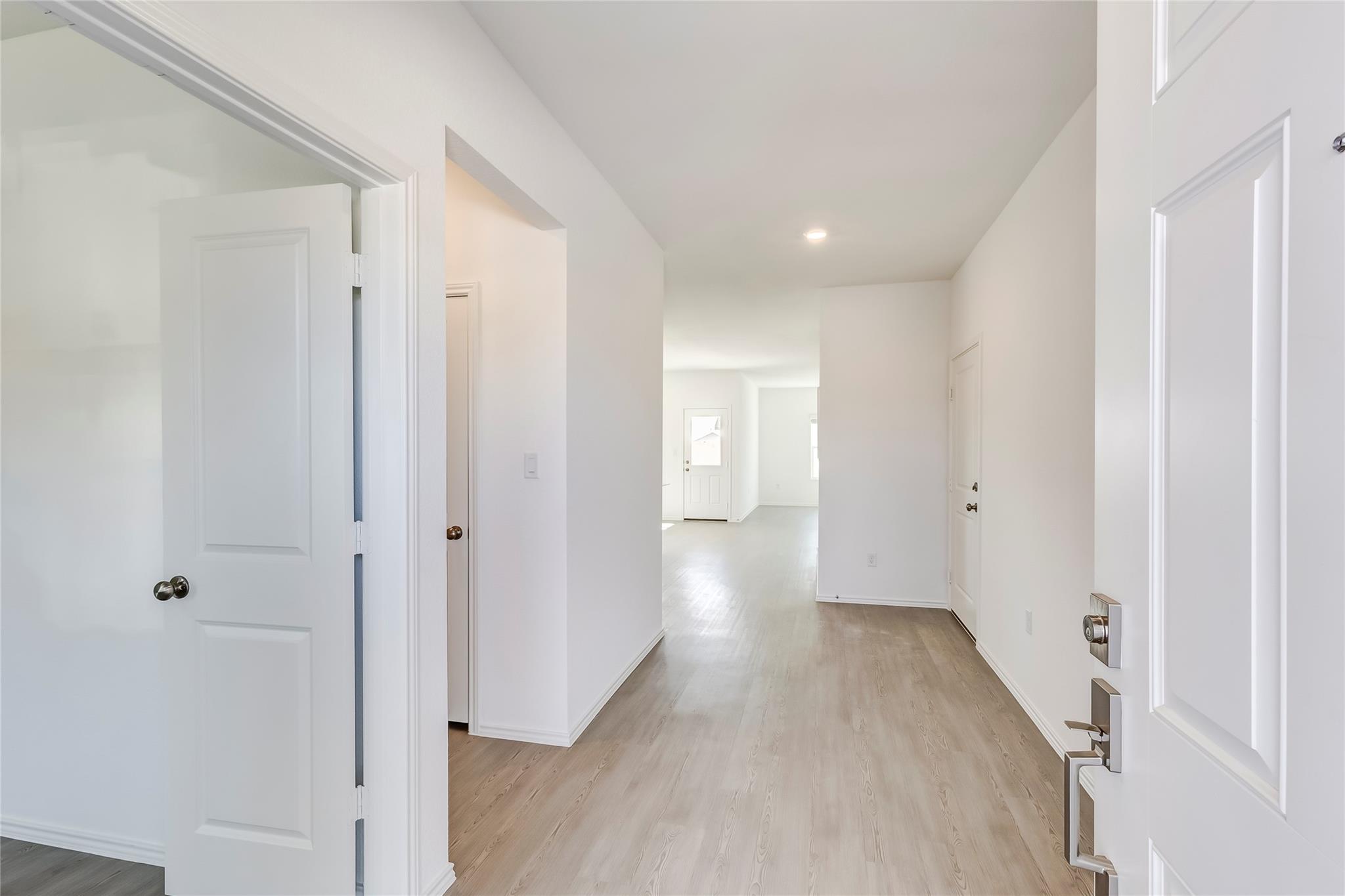 102 Miglia St, Hutto, TX 78634