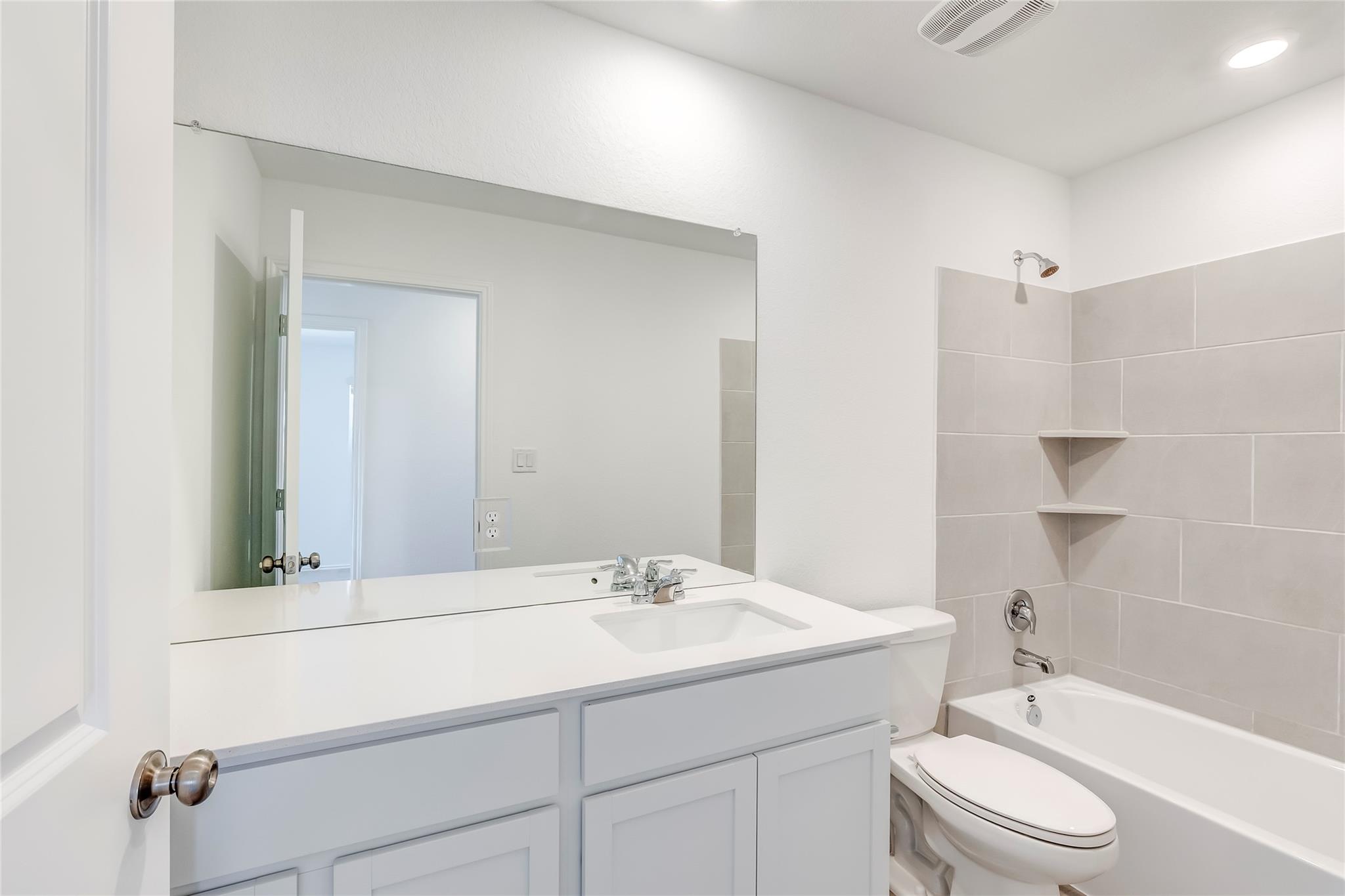 102 Miglia St, Hutto, TX 78634