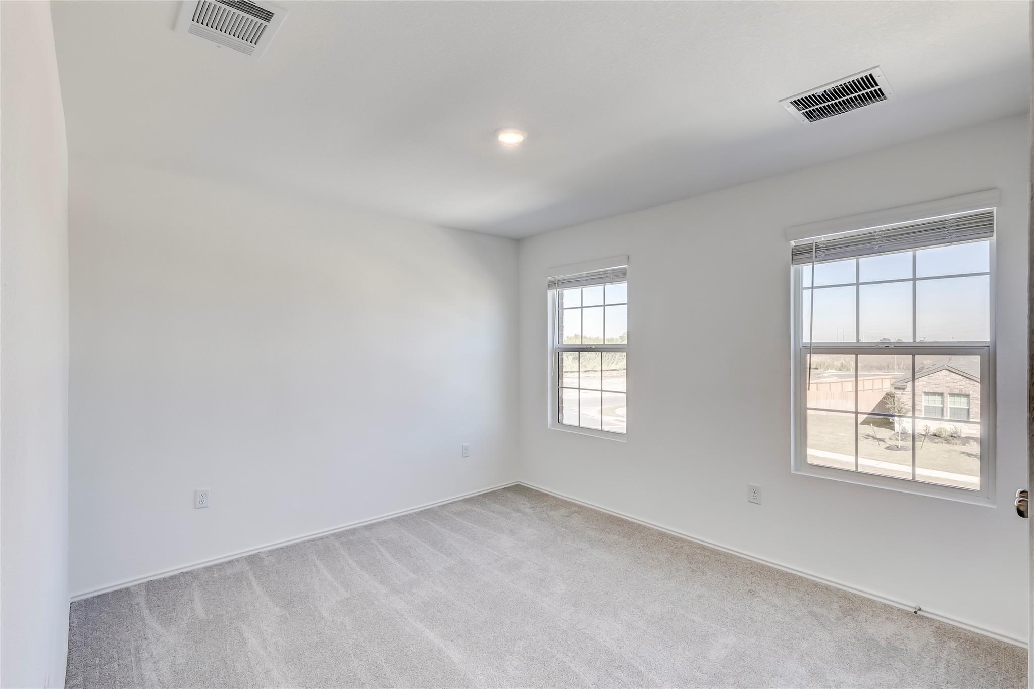 102 Miglia St, Hutto, TX 78634