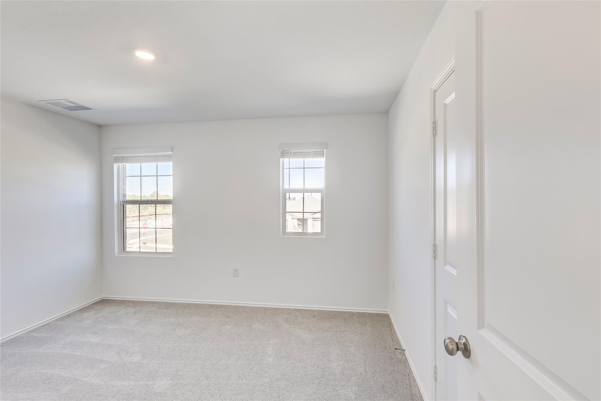 102 Miglia St, Hutto, TX 78634