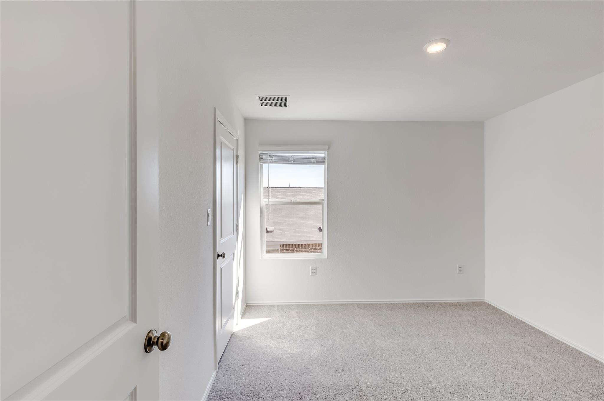 102 Miglia St, Hutto, TX 78634