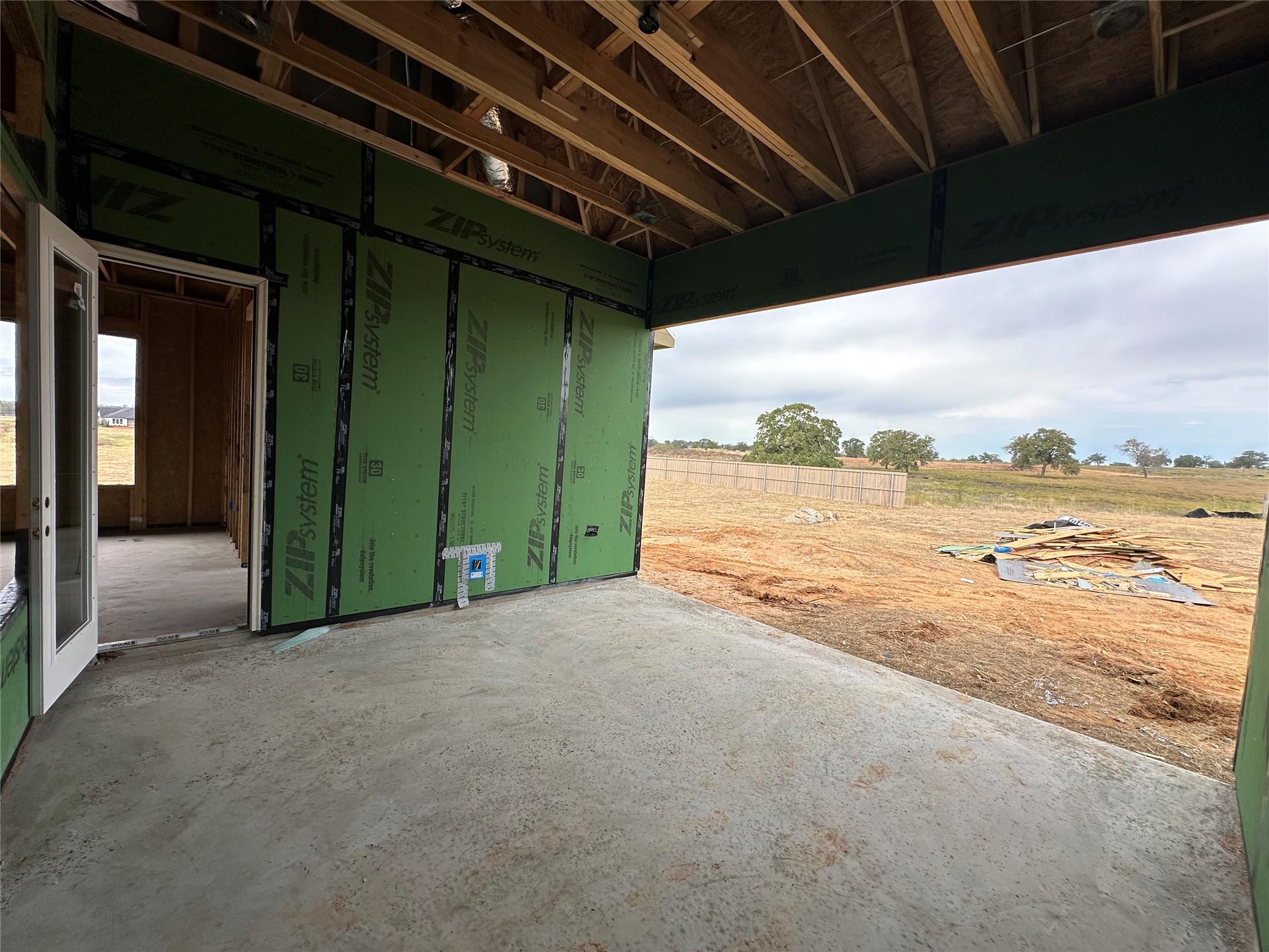 144 Agua Dulce, Bastrop, TX 78602