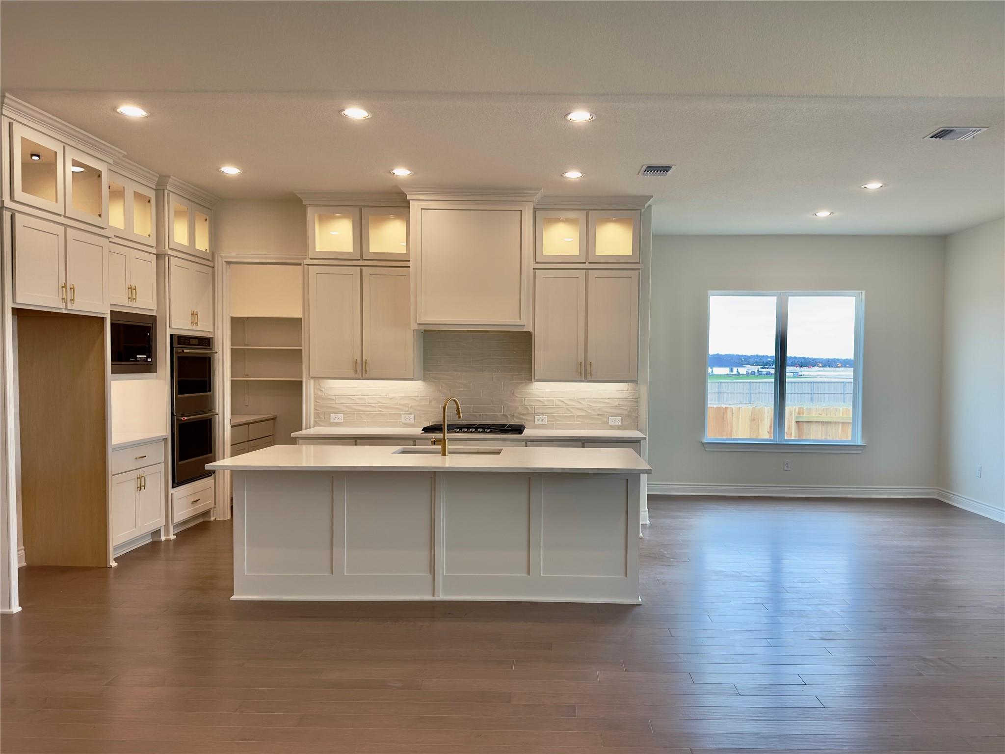 144 Agua Dulce, Bastrop, TX 78602