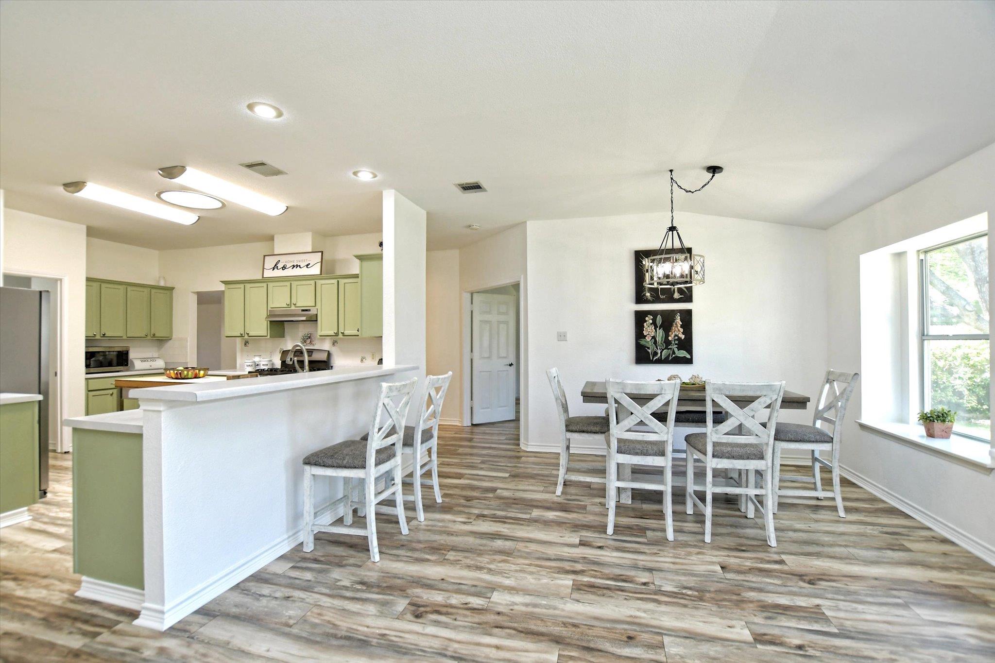 2305 Vernell Way, Round Rock, TX 78664