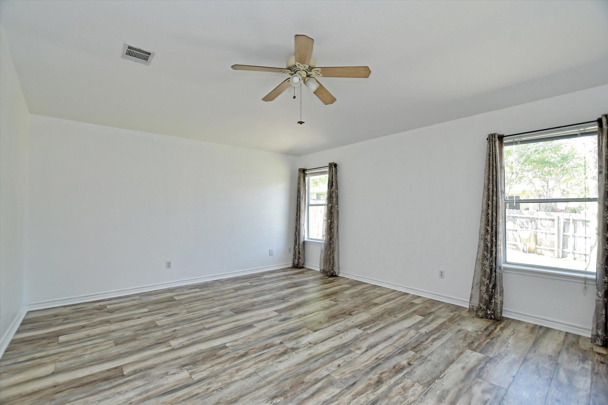 2305 Vernell Way, Round Rock, TX 78664