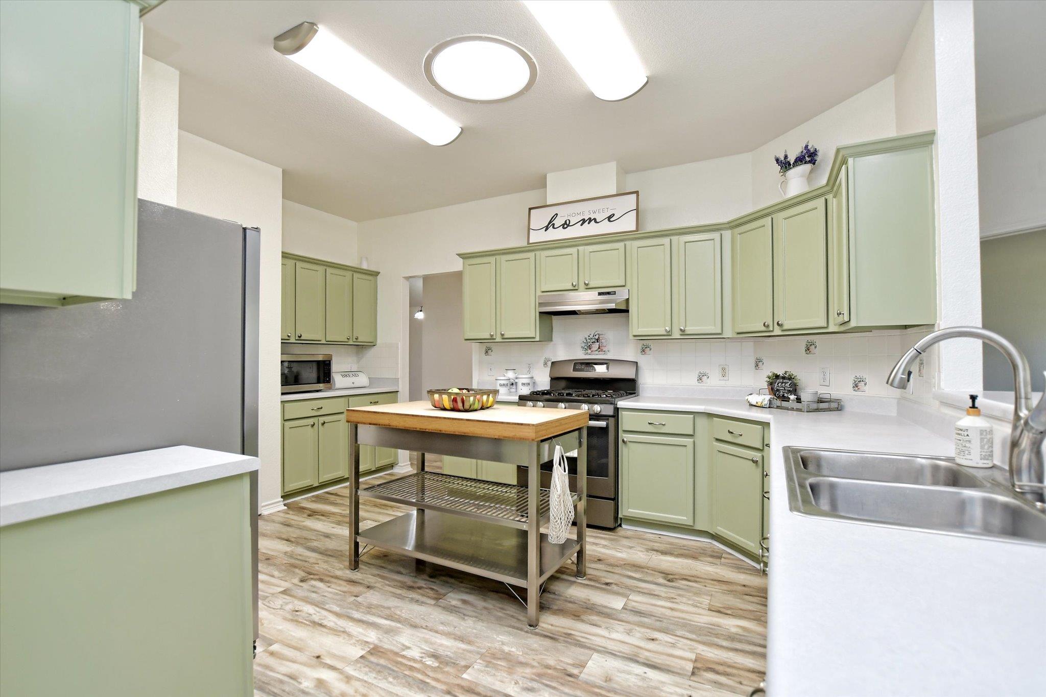 2305 Vernell Way, Round Rock, TX 78664