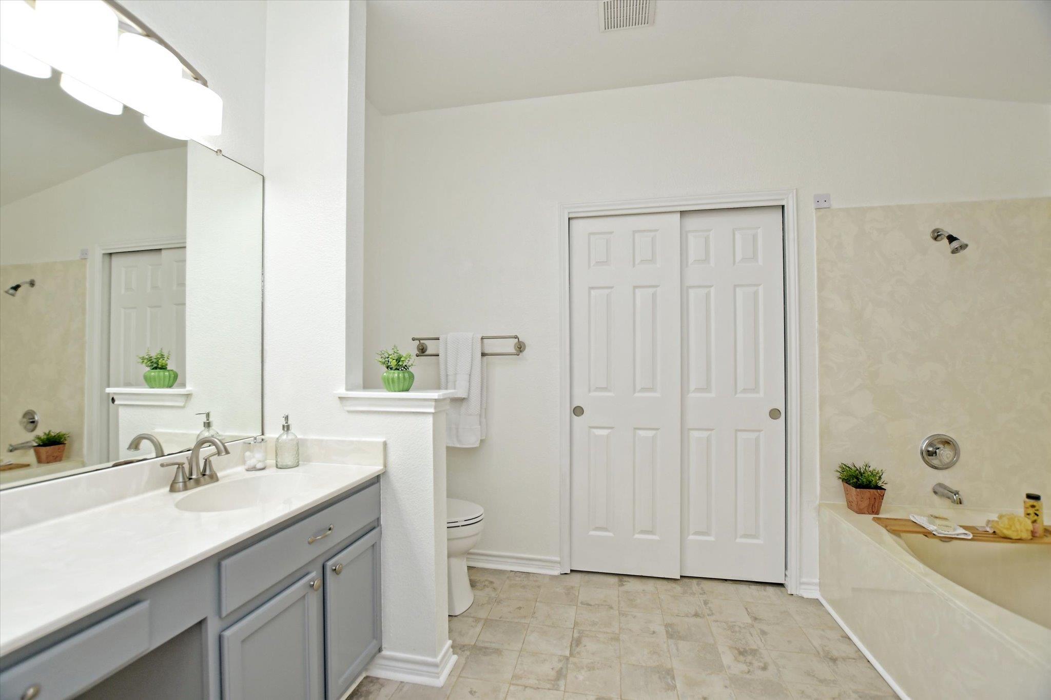 2305 Vernell Way, Round Rock, TX 78664