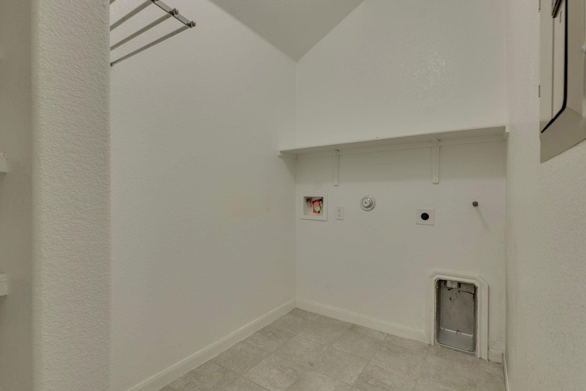 5861 Casstello Dr, Round Rock, TX 78665