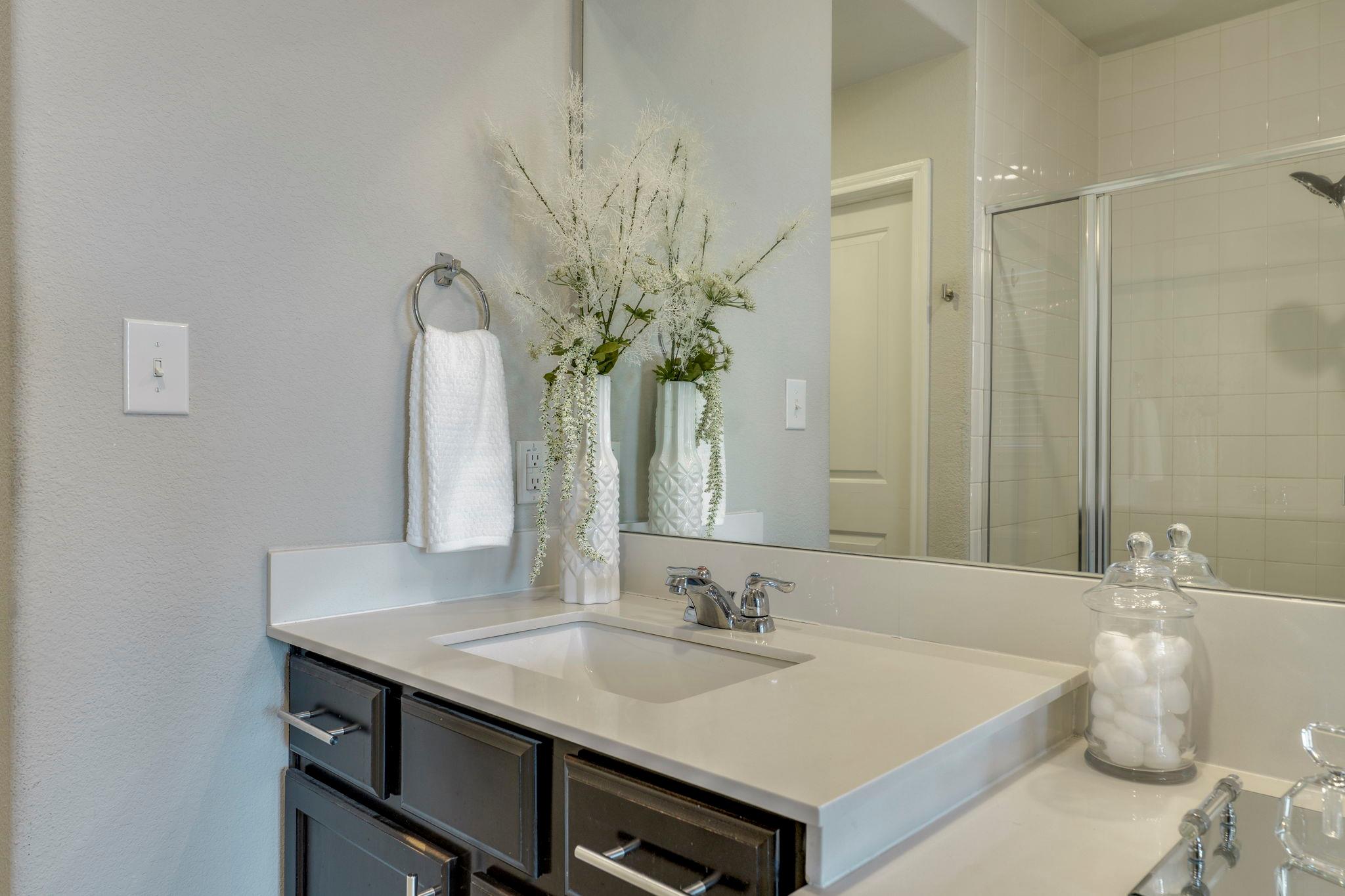 5861 Casstello Dr, Round Rock, TX 78665