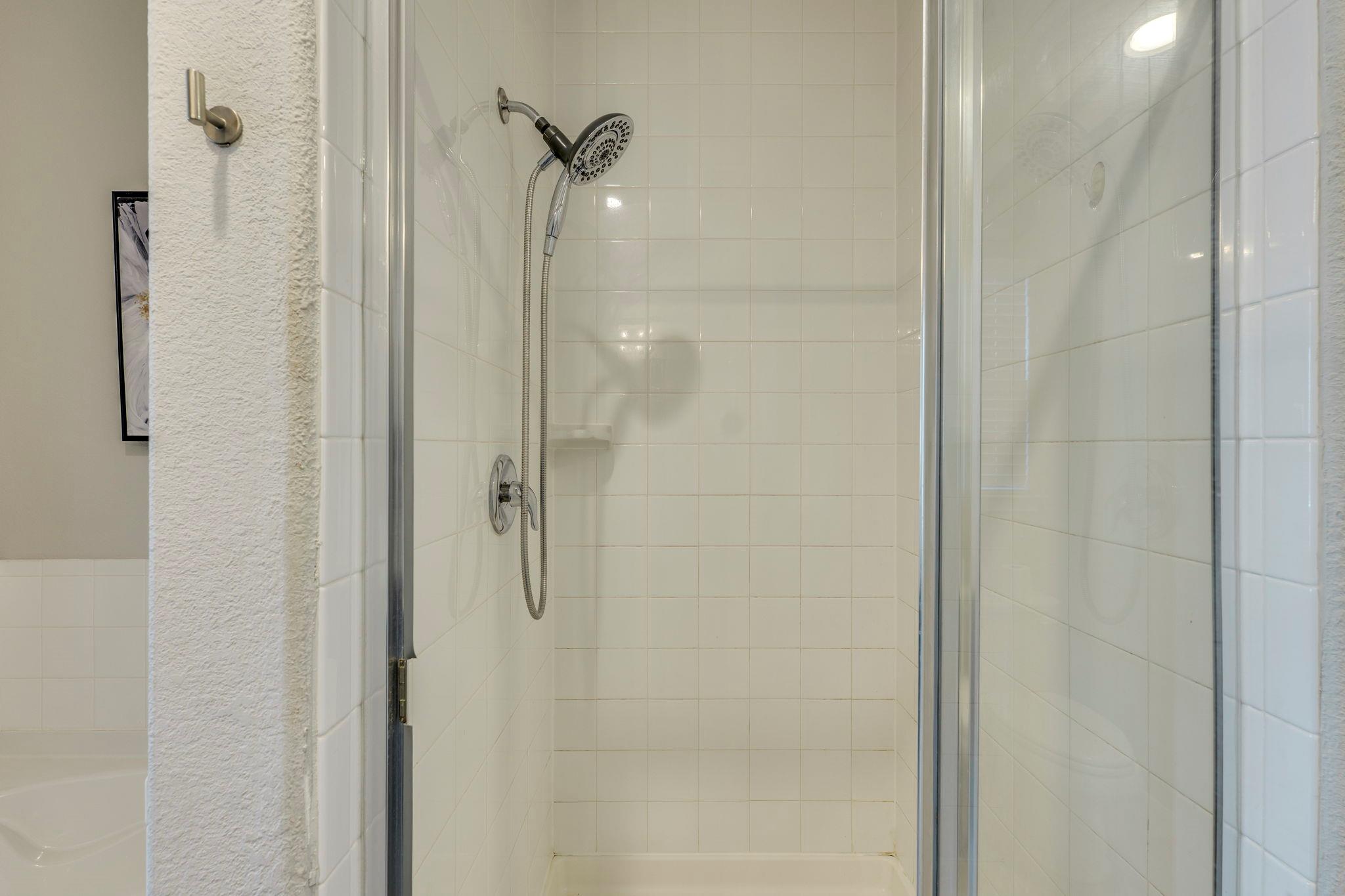 5861 Casstello Dr, Round Rock, TX 78665