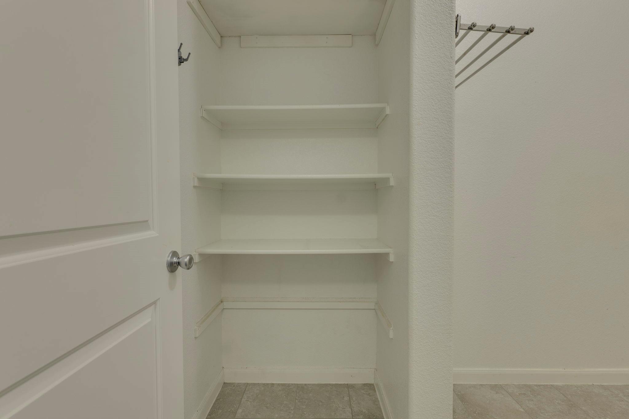 5861 Casstello Dr, Round Rock, TX 78665