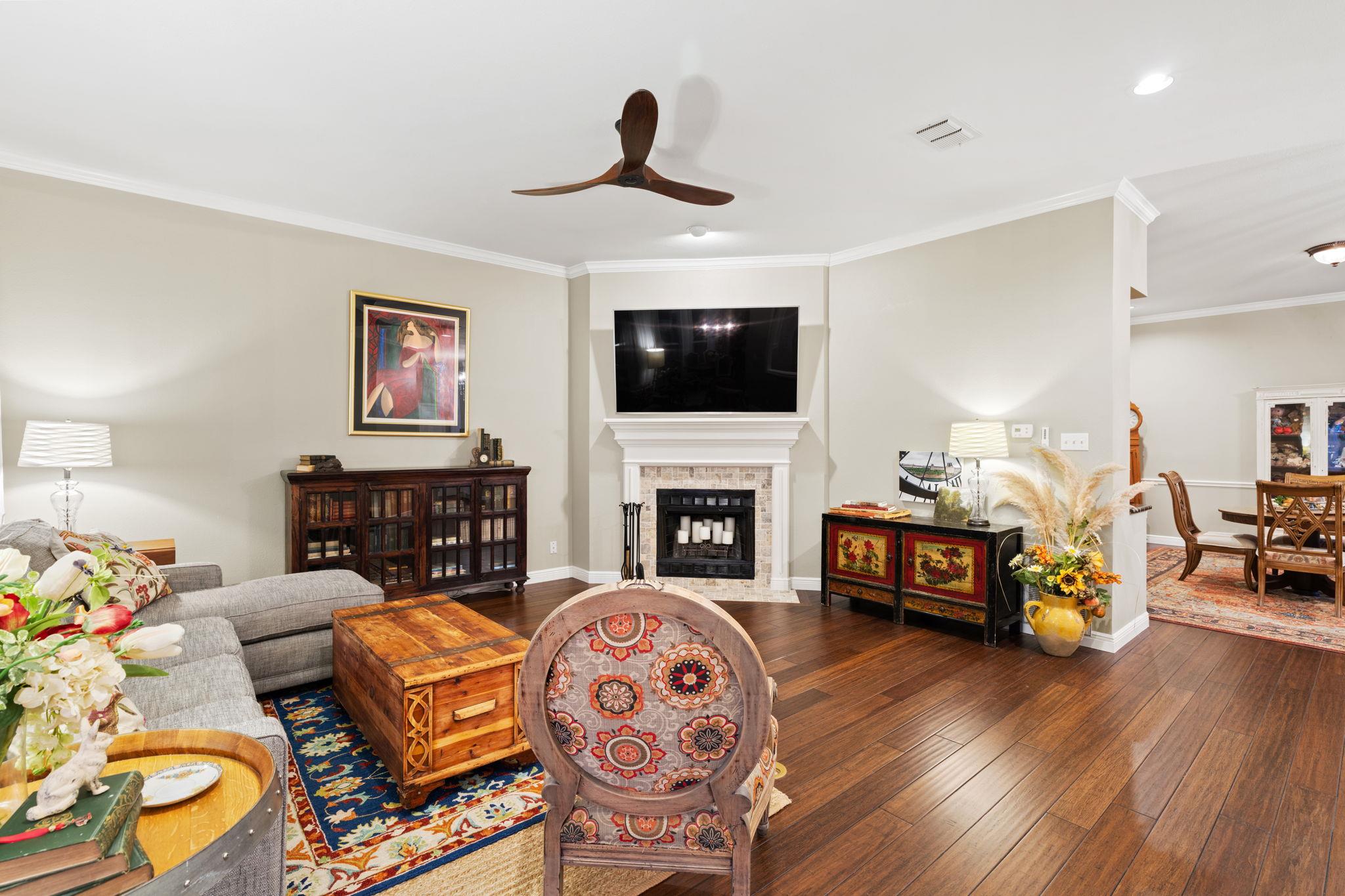 109 Lost Spur, Horseshoe Bay, TX 78657