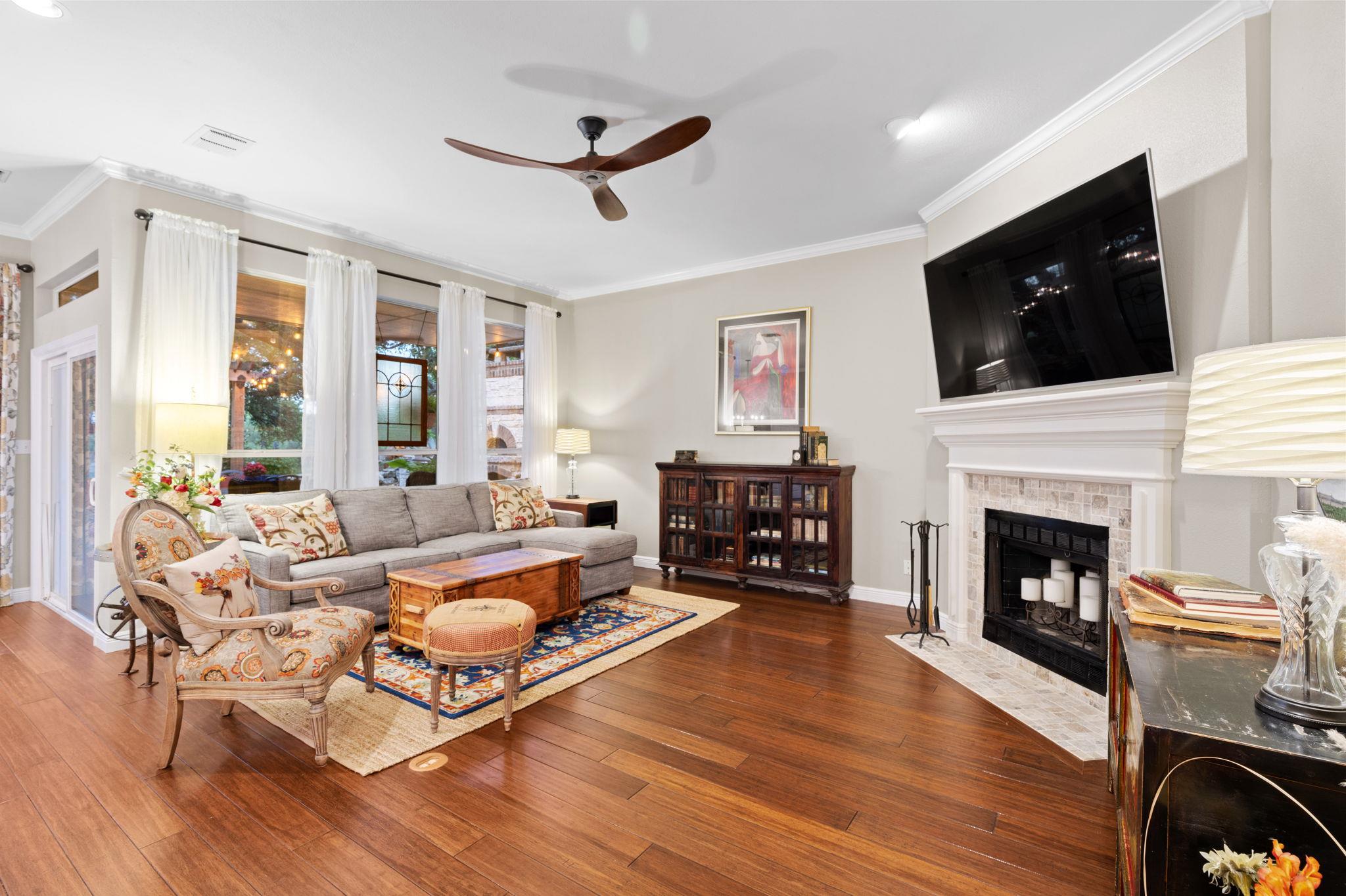 109 Lost Spur, Horseshoe Bay, TX 78657