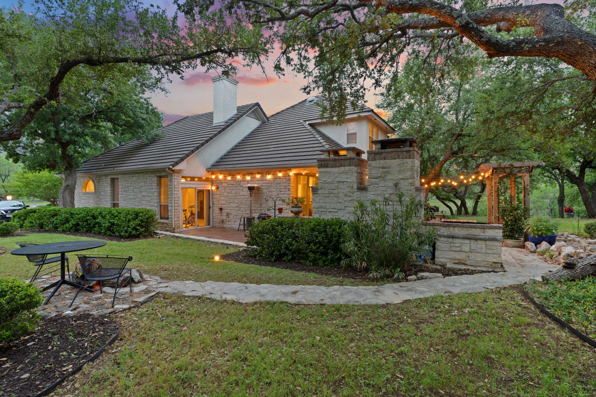 109 Lost Spur, Horseshoe Bay, TX 78657