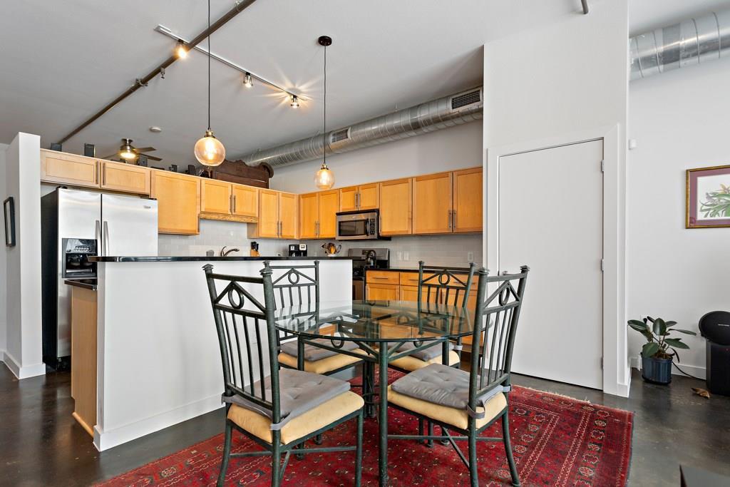 1601 E Cesar Chavez St # 207, Austin, TX 78702