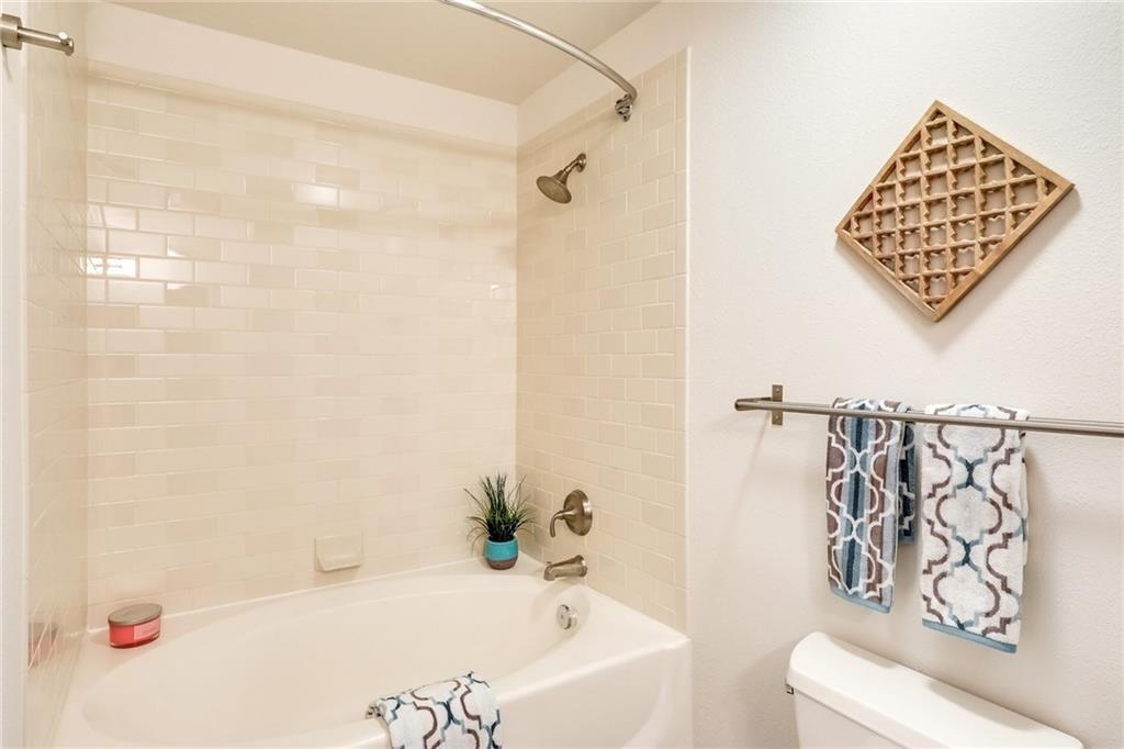 1601 E Cesar Chavez St # 207, Austin, TX 78702