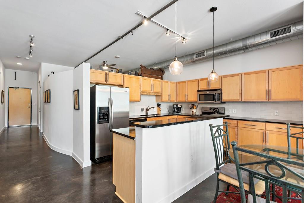 1601 E Cesar Chavez St # 207, Austin, TX 78702