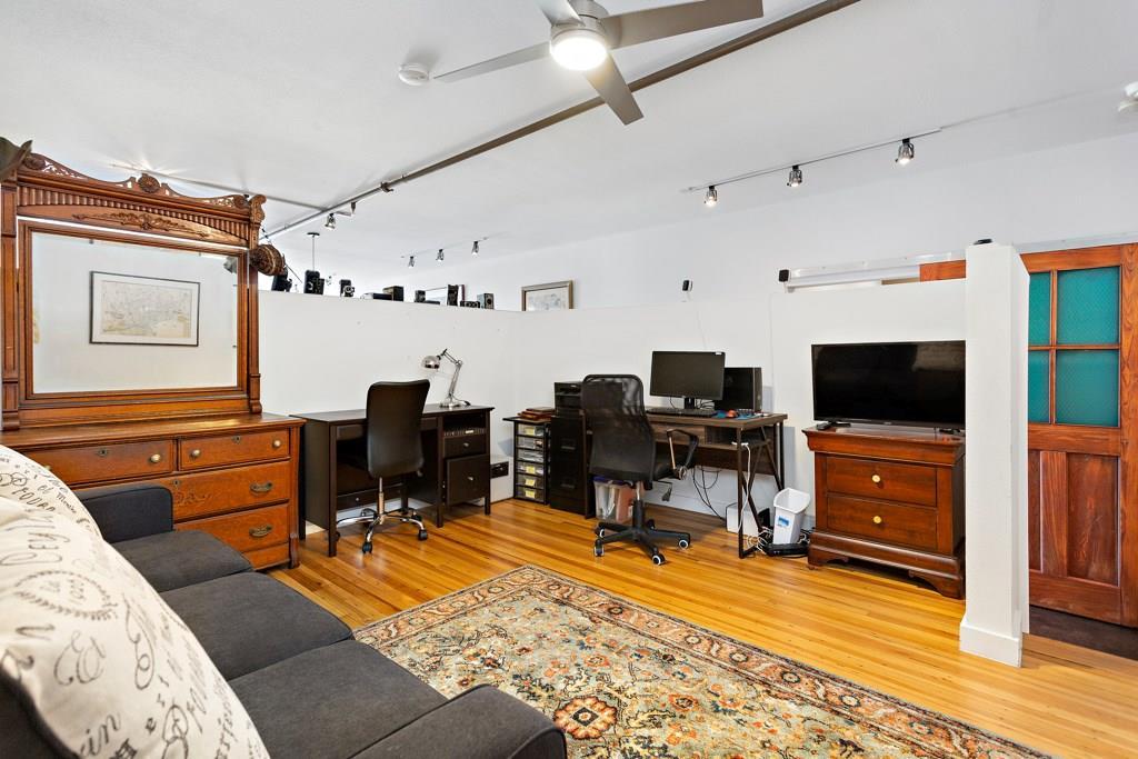 1601 E Cesar Chavez St # 207, Austin, TX 78702