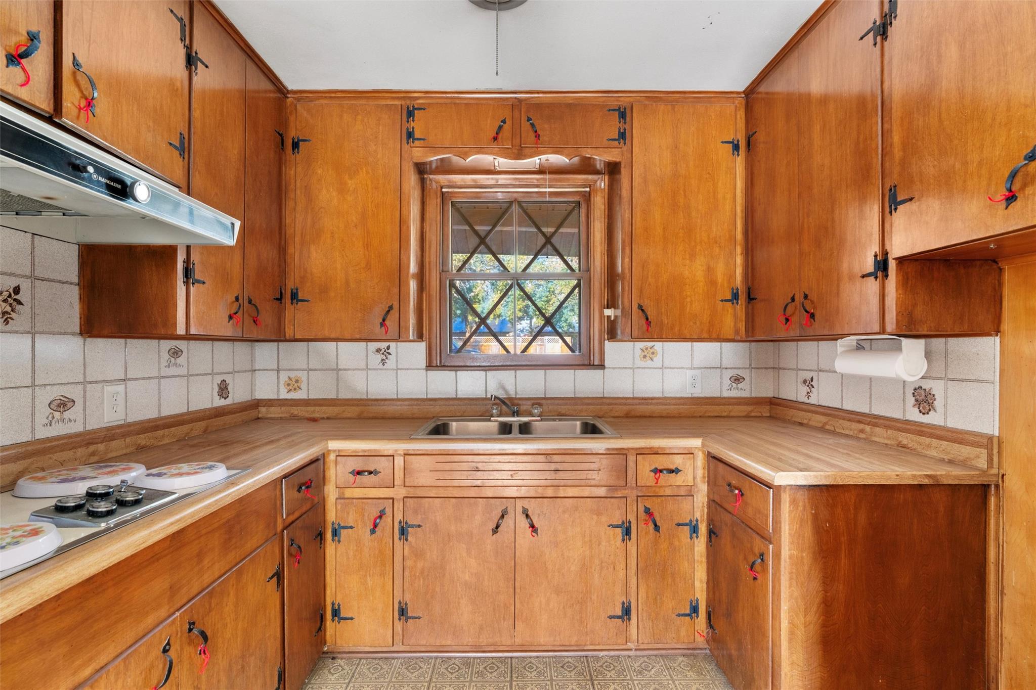 2907 Jones Rd, Sunset Valley, TX 78745