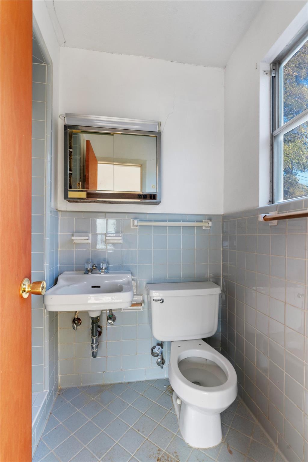 2907 Jones Rd, Sunset Valley, TX 78745