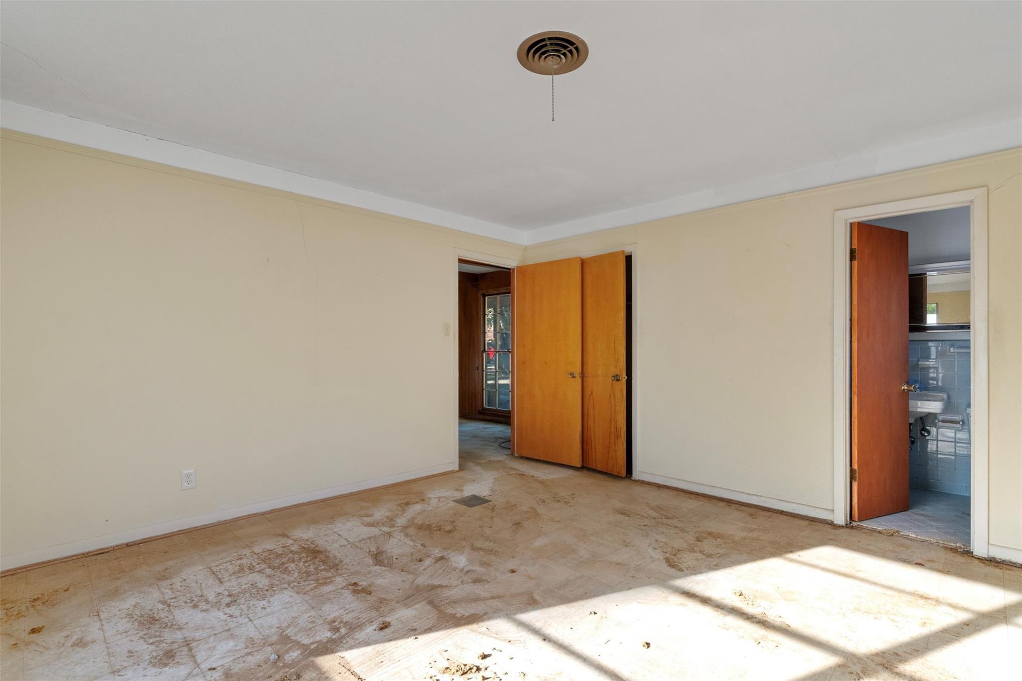 2907 Jones Rd, Sunset Valley, TX 78745