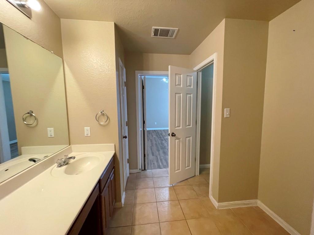 145 Amber Ash Dr, Kyle, TX 78640