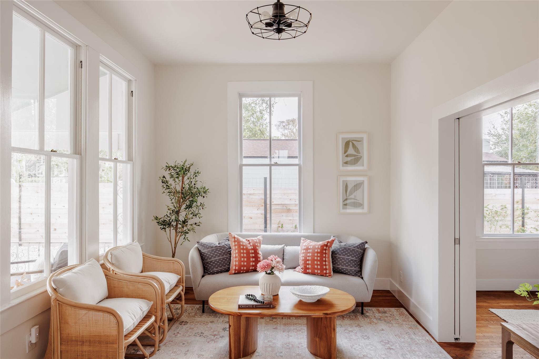 829 Gullett St, Austin, TX 78702