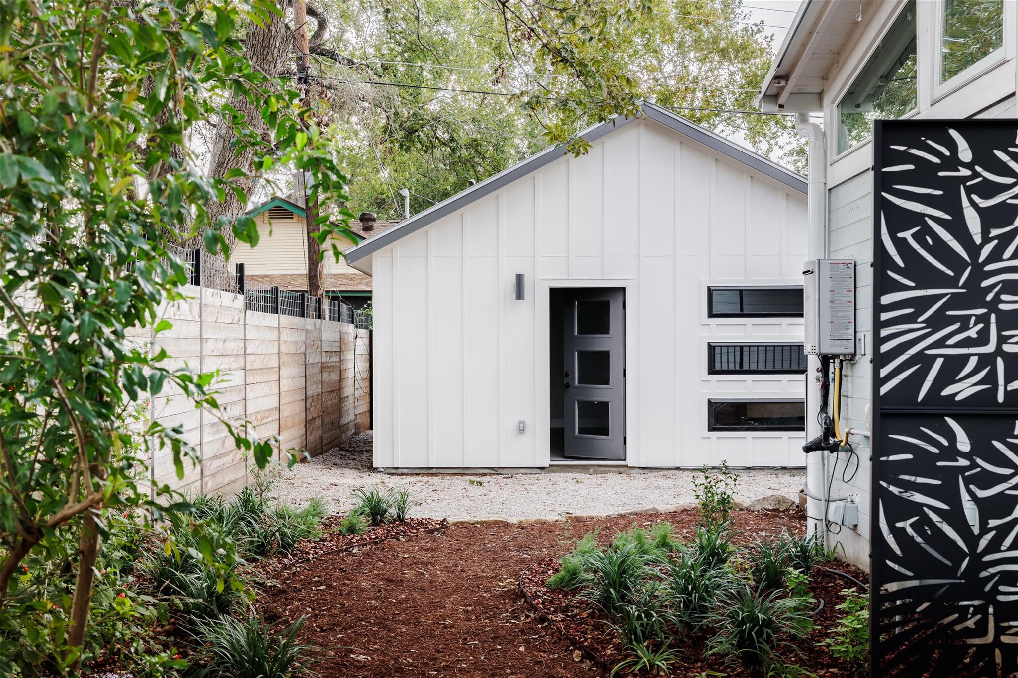 829 Gullett St, Austin, TX 78702