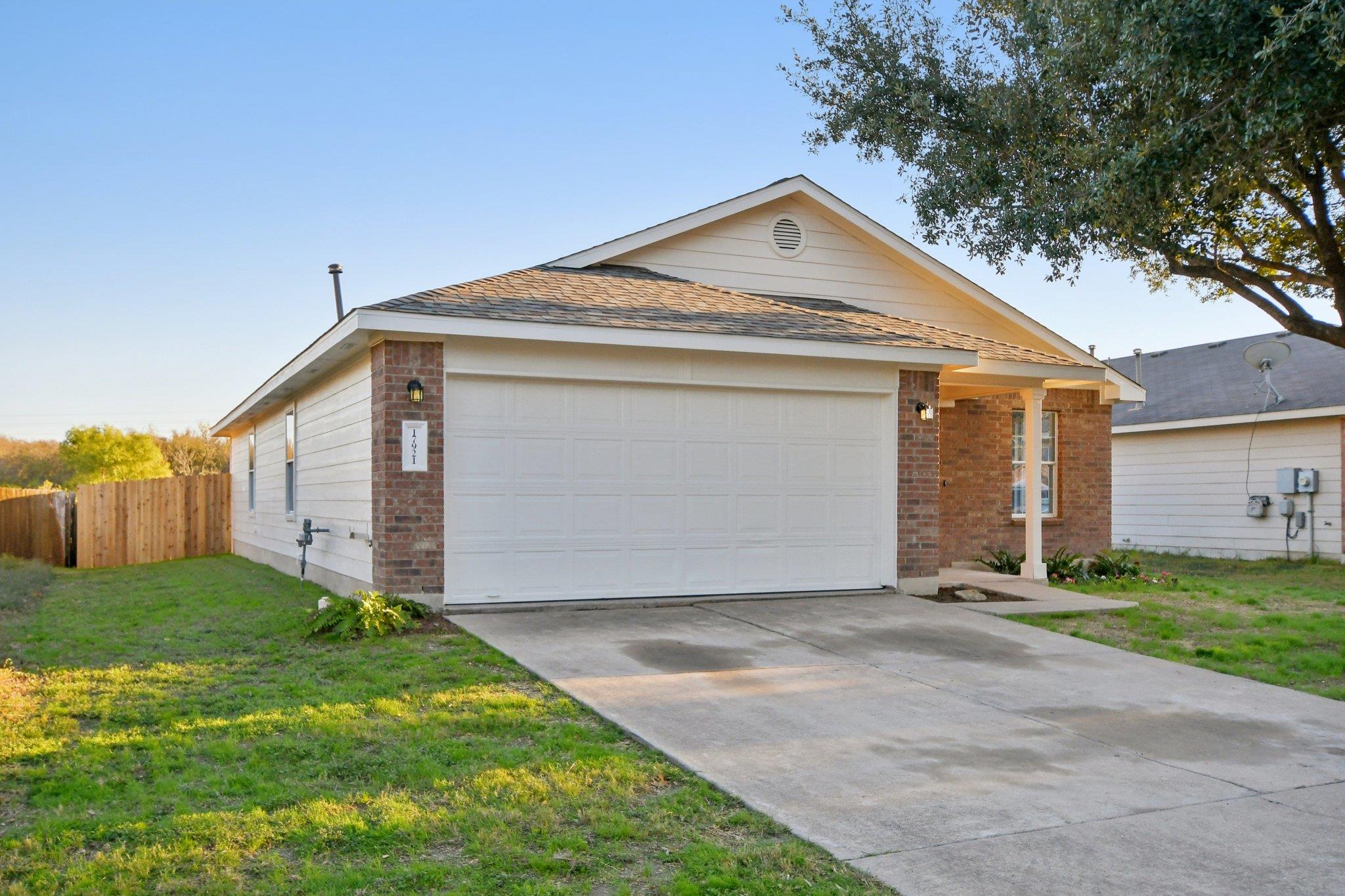 17921 Basketflower Bnd, Elgin, TX 78621