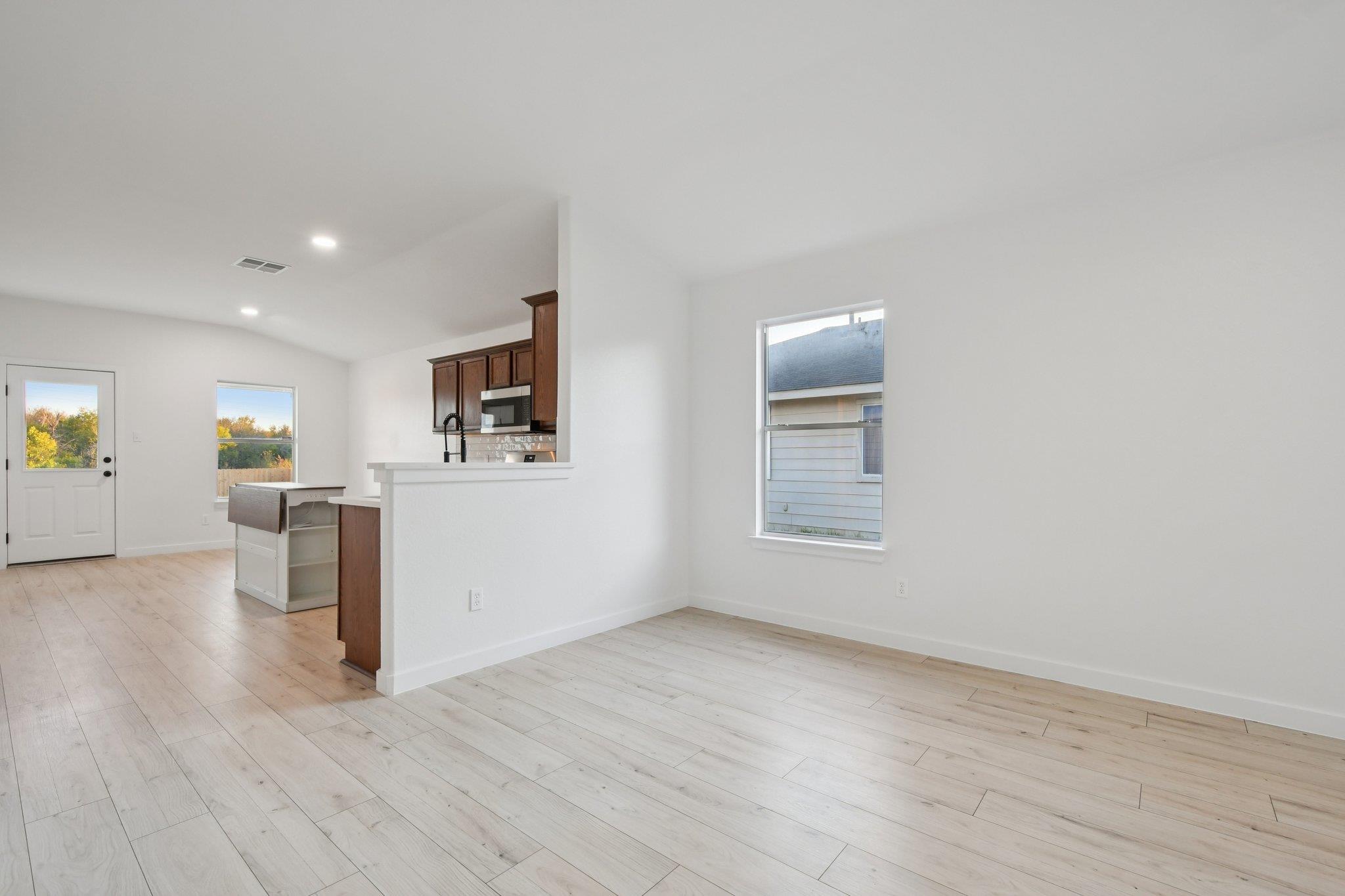 17921 Basketflower Bnd, Elgin, TX 78621