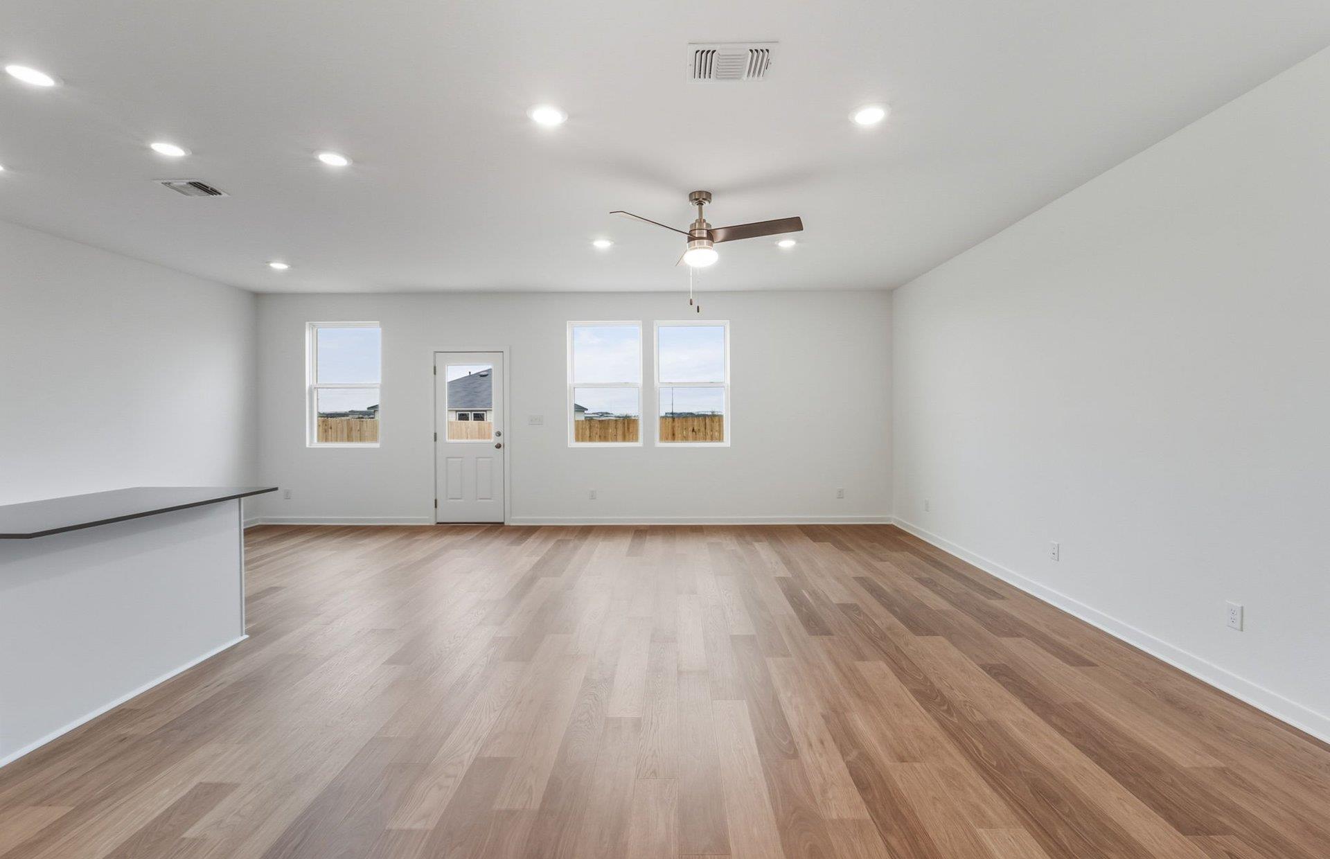 808 Cardenas St, San Marcos, TX 78666