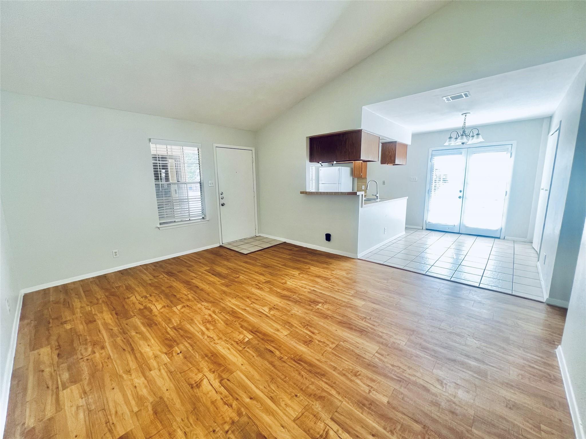 1922 Nicole Cir # B, Round Rock, TX 78664