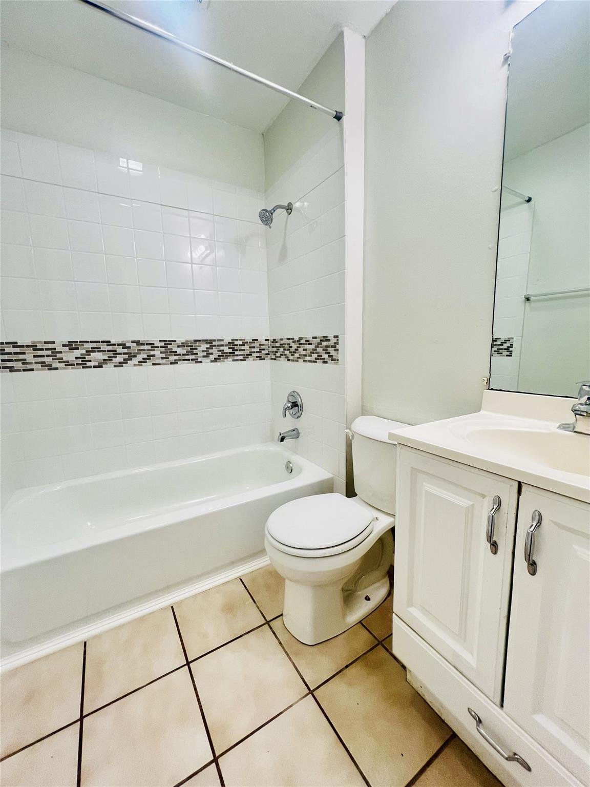 1922 Nicole Cir # B, Round Rock, TX 78664