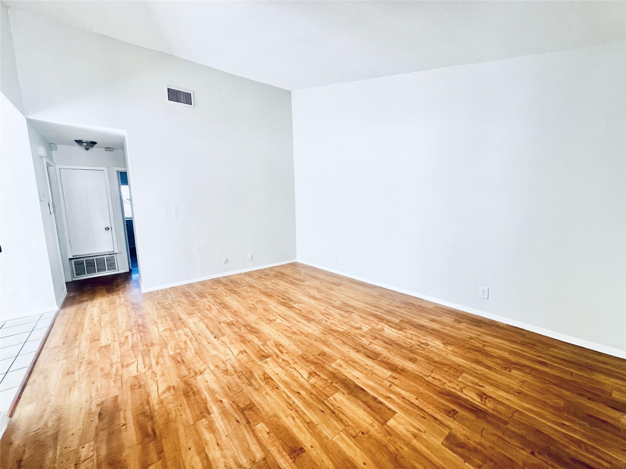 1922 Nicole Cir # B, Round Rock, TX 78664