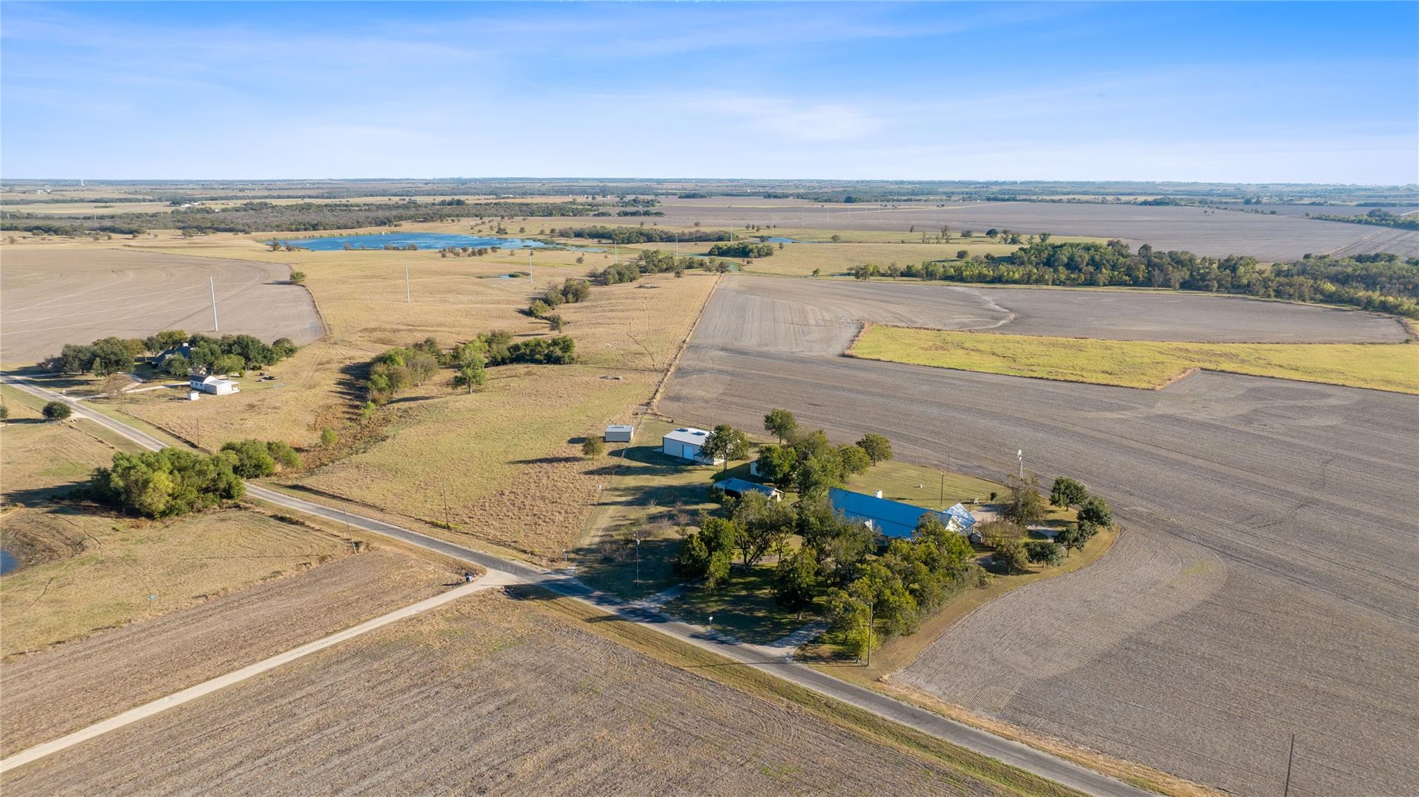 400 County Road 483, Taylor, TX 76574